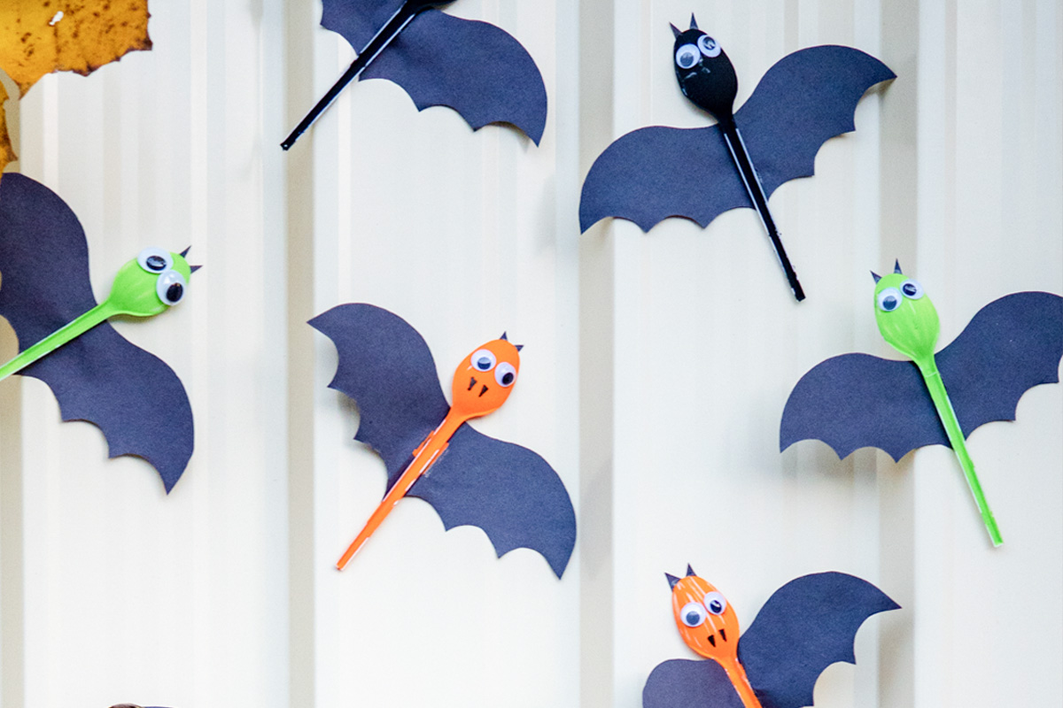 How to make your own bat decorations!